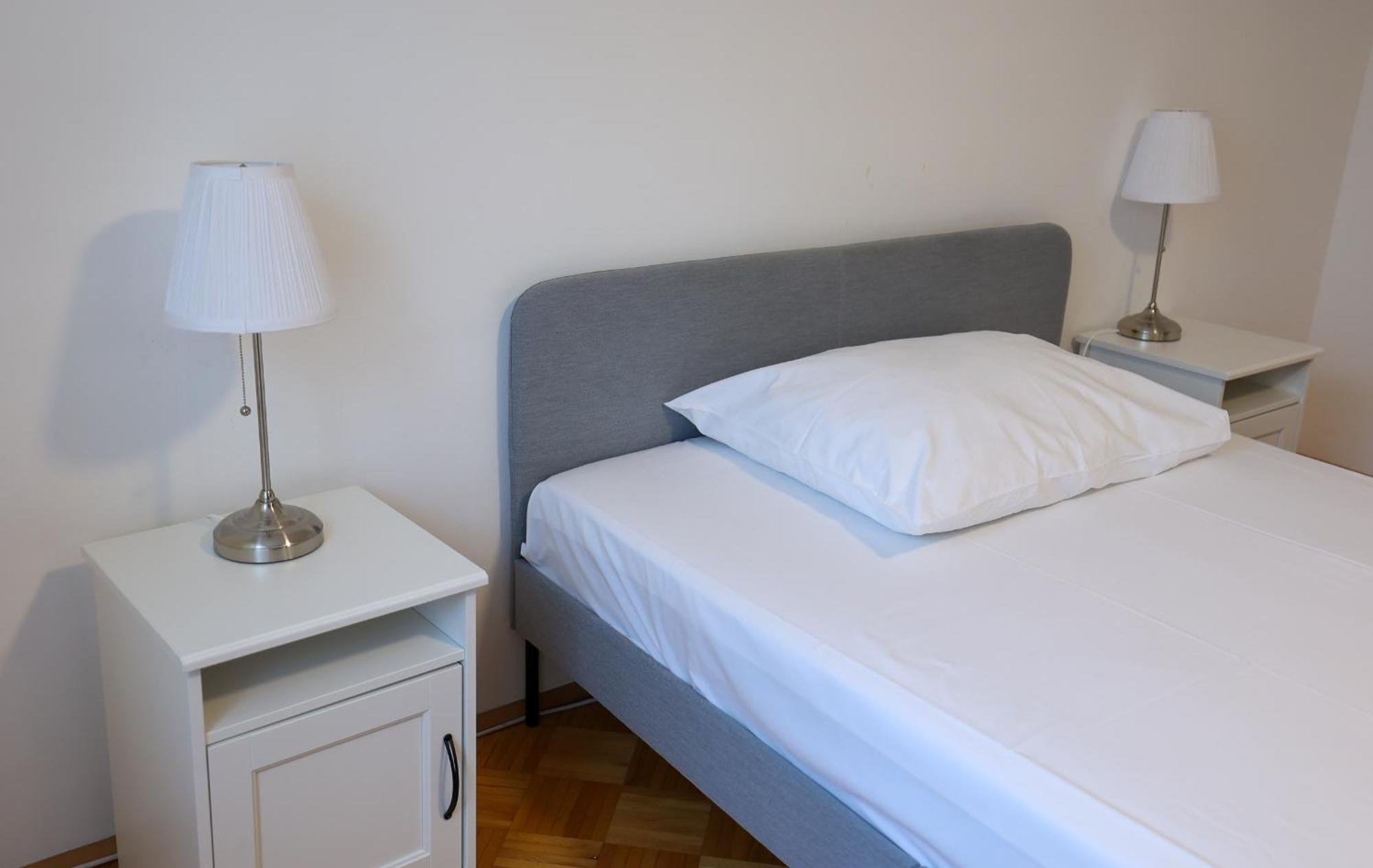 Retro Apartment In The City Center. Виена Екстериор снимка